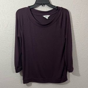 Deep purple medium Market and Spruce 3/4” sleeve top.